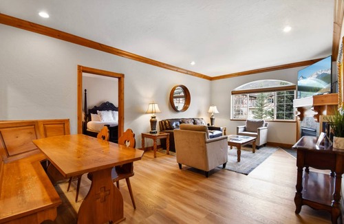 Zermatt Villa | 139 m² Villa ∙ 3 bedrooms ∙ 12 guests