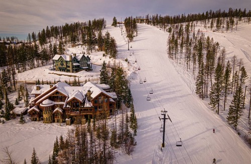 Whitefish House | 1390 m² House ∙ 7 bedrooms ∙ 24 guests