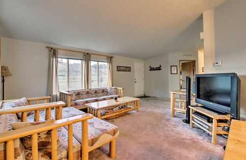 Cascade House | 140 m² House ∙ 3 bedrooms ∙ 6 guests