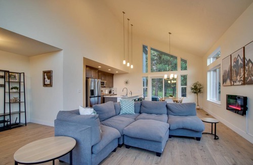 New Meadows House | 140 m² House ∙ 4 bedrooms ∙ 10 guests