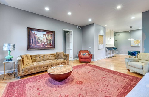Downtown Omaha Apartment | 142 m² Apartment ∙ 2 bedrooms ∙ 6 guests