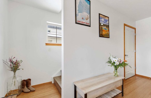 Bozeman Apartment | 143 m² Apartment ∙ 3 bedrooms ∙ 6 guests