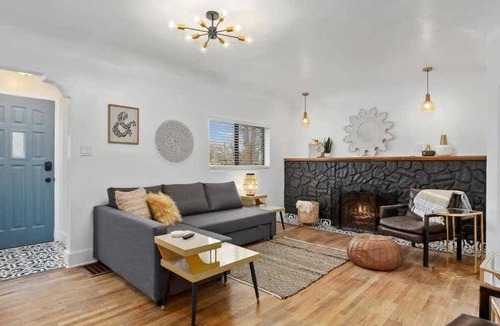 Twin Falls House | 149 m² House ∙ 3 bedrooms ∙ 10 guests
