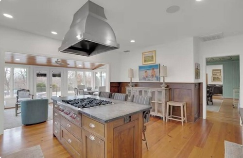 Blythewood House | 15 acre luxury farmhouse with pool in Blythewood, SC, Circa 1788.