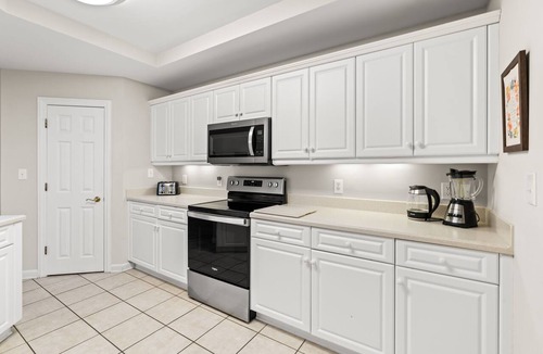 Arcadian Shores Condo | $150 activities - E-gift card when you book - On the Beach | Spacious | 3 King Beds | M2609