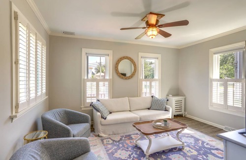 Vermilion House | 153 m² House ∙ 3 bedrooms ∙ 6 guests
