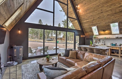 Deadwood House | 157 m² House ∙ 3 bedrooms ∙ 8 guests