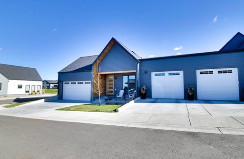 Four Corners House | 158 m² House ∙ 3 bedrooms ∙ 8 guests