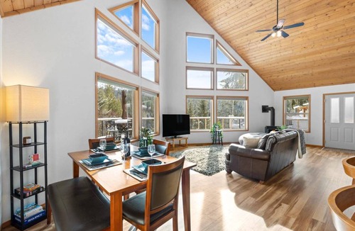 Worley House | 159 m² House ∙ 3 bedrooms ∙ 8 guests
