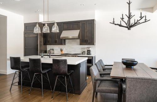 Big Sky House | 16 Wildwood by Moonlight Basin Lodging