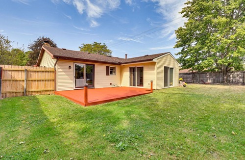 Niles House | 163 m² House ∙ 3 bedrooms ∙ 7 guests