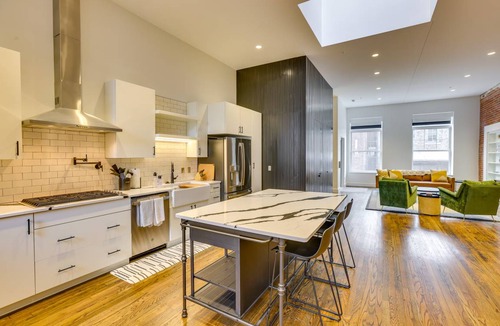 Downtown Omaha Apartment | 167 m² Apartment ∙ 2 bedrooms ∙ 6 guests