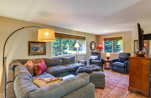 Red Lodge House | 167 m² House ∙ 3 bedrooms ∙ 6 guests