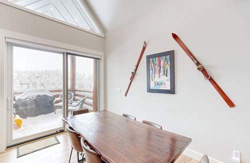 Saddle Ridge House | 167 m² House ∙ 3 bedrooms ∙ 7 guests