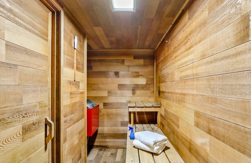 Ponder Point House | 170 m² House ∙ 3 bedrooms ∙ 6 guests