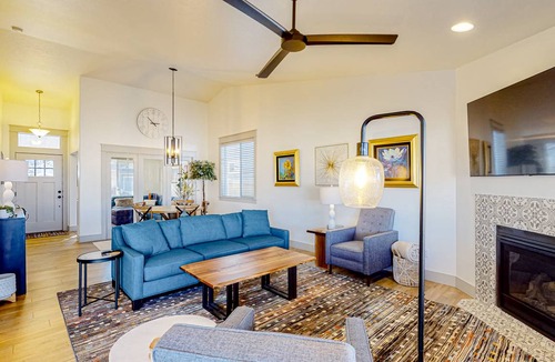 Meridian House | 171 m² House ∙ 3 bedrooms ∙ 6 guests