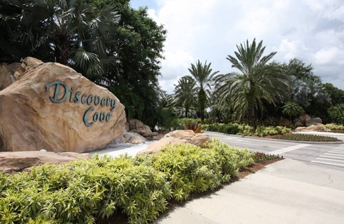 Haines City House | 172 Balmoral