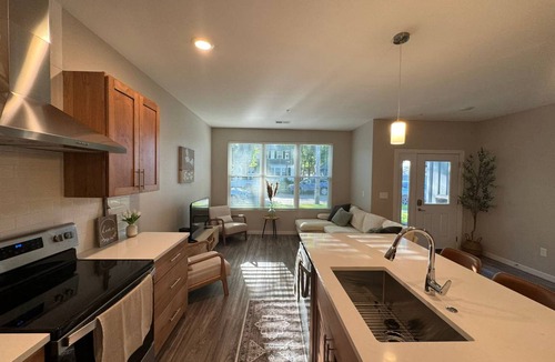 West Fargo Condo | 172 m² Condo ∙ 3 bedrooms ∙ 8 guests