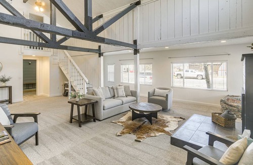 Pinedale House | 174 m² House ∙ 3 bedrooms ∙ 8 guests