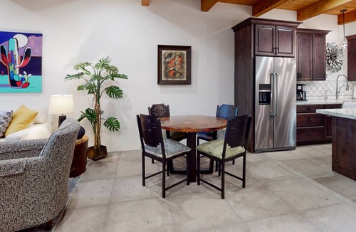 Menlo Park House | 175 m² House ∙ 2 bedrooms ∙ 6 guests
