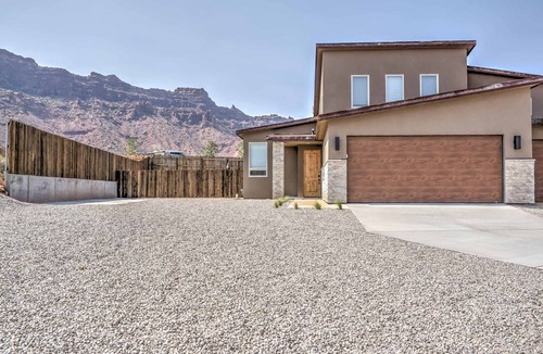 Moab South Valley Apartment | 176 m² Apartment ∙ 3 bedrooms ∙ 9 guests