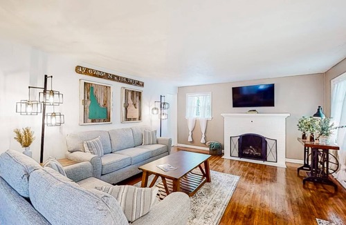Garden District House | 180 m² House ∙ 2 bedrooms ∙ 6 guests