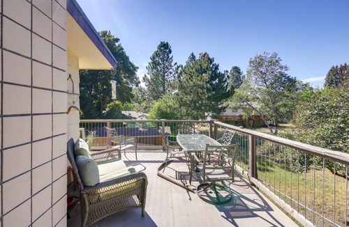 Upper Rattlesnake House | 185 m² House ∙ 4 bedrooms ∙ 8 guests