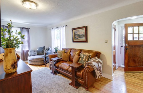 Hamilton House | 185 m² House ∙ 2 bedrooms ∙ 4 guests