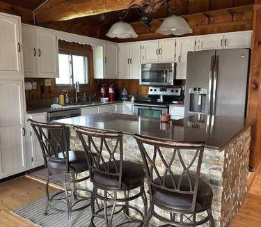 Union Ski Chalet | 186 m² Chalet ∙ 3 bedrooms ∙ 8 guests