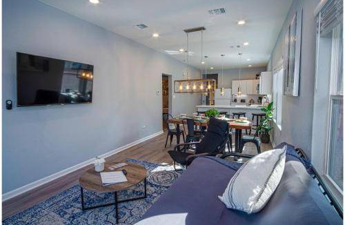 Eastside Promise Neighborhood House | 186 m² House ∙ 4 bedrooms ∙ 11 guests