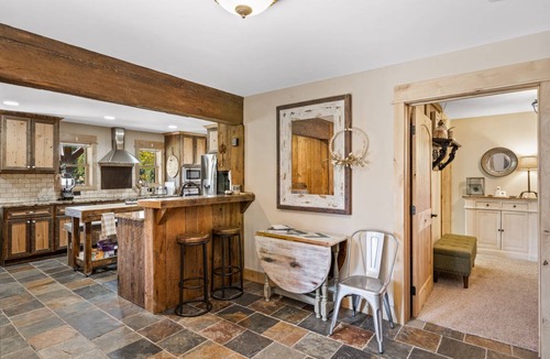 Lazy Acres House | 186 m² House ∙ 2 bedrooms ∙ 8 guests