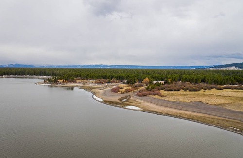 West Yellowstone House | 189 m² House ∙ 3 bedrooms ∙ 8 guests