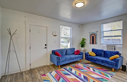 North End Apartment | 18th Street A