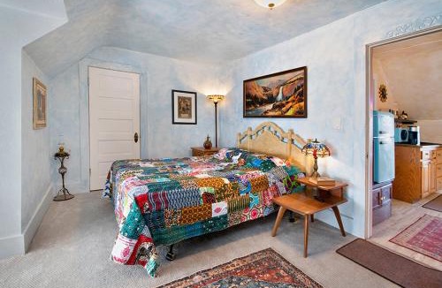 Ontario Apartment | 1908 Victorian Home in Eastern Oregon