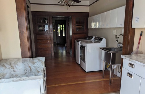 Butte House | 1916 Craftsman with modern conveniences two blocks from the Civic Center.