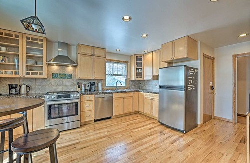 Laramie House | 197 m² House ∙ 3 bedrooms ∙ 8 guests