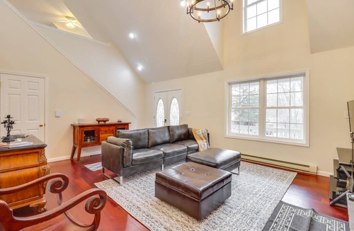 Pocono Lake House | 198 m² House ∙ 3 bedrooms ∙ 6 guests