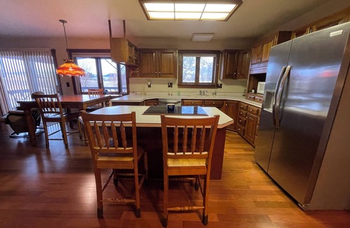 Helena House | 19th Hole Golf and Ski Getaway!