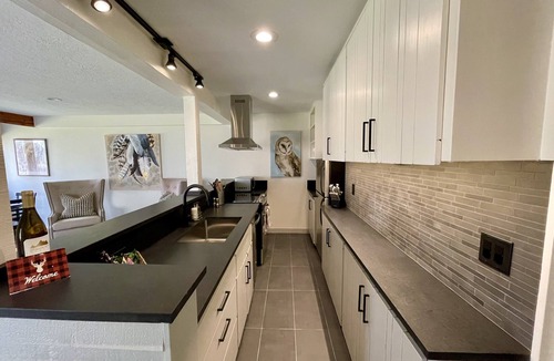 Moose Wilson Road Condo | 1B, 1B MTN. Getaway Min. from Skiing.