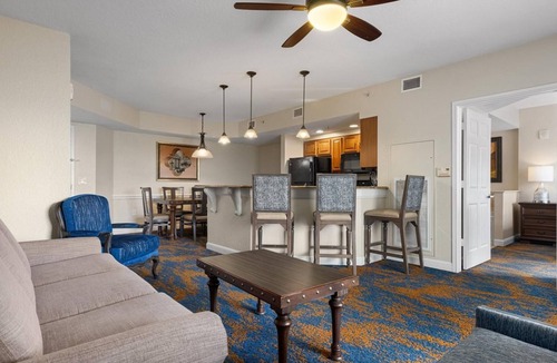 Lake Buena Vista Resort | 1Bed/1Bath Family Resort Near Disney Parks!