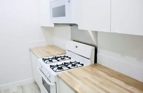 Carlson Park Apartment | 1BR Apt in Culver City by Just Bring Your Toothbrush