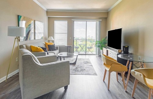 Cityplace Apartment | 1BR Luxury Uptown Suite w/ Pool & Gym