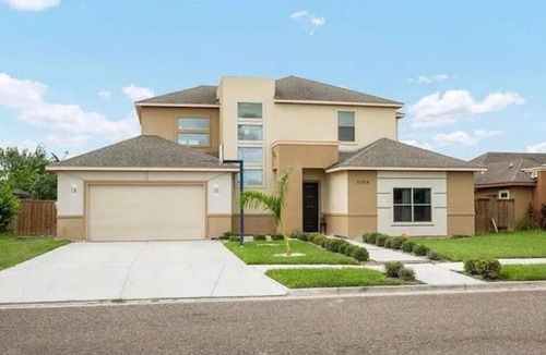 San Benito House | 1st Floor House with Pool!