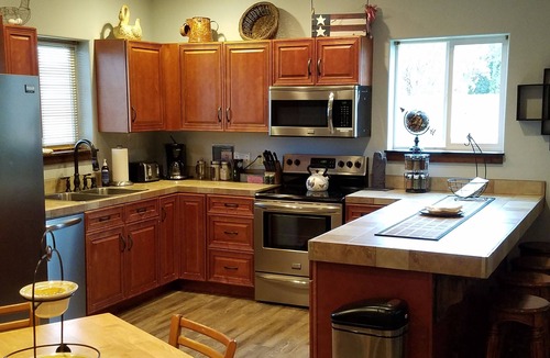 Evergreen House | 2 Bd, 1 1/4 bath House Central to Glacier Park, Flathead Lake, Whitefish Lake.