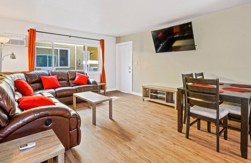 Logan Heights Apartment | 2 Bed 1 Bath 5 minutes to Downtown San Diego Apt # 2