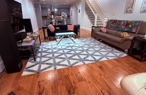 Oak Lawn House | 2-bed, 2.5-bath townhouse in the heart of Oak Lawn