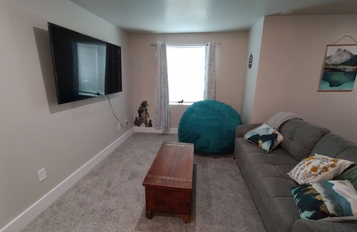 St. Anthony House | 2 Bed 2 Bath Townhome North of Rexburg!