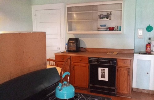 South Hills Apartment | 2 Bedroom 1 Bathroom With Full Kitchen 😃nNo Bogus Fees. Ever. Responsive Hostnn