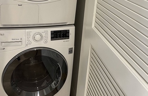 East Pasadena Apartment | 2 bedroom 2 bathroom located in Los Angeles, Ca