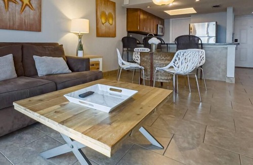 South Padre Island Resort | 2 Bedroom 2 Bathroom Condo #1103 - Beachfront Property – Perfect for Families